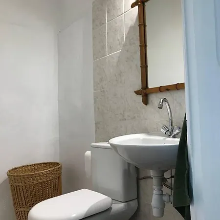 Holiday home Maison De 3 Avec Terrasse Et Wifi A A 3 Km De La Plage *