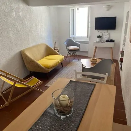 Maison De 3 Avec Terrasse Et Wifi A A 3 Km De La Plage بيت للعطل
