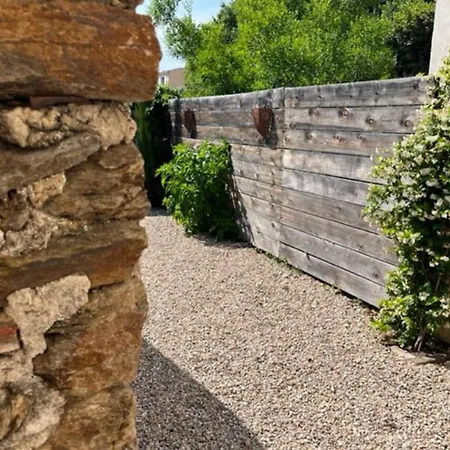 Vakantiehuis Maison De 3 Avec Terrasse Et Wifi A A 3 Km De La Plage *